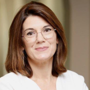 Stephanie Veyrun-Manetti,  General Manager Sanofi Specialty Care and Canada Country Lead, Sanofi